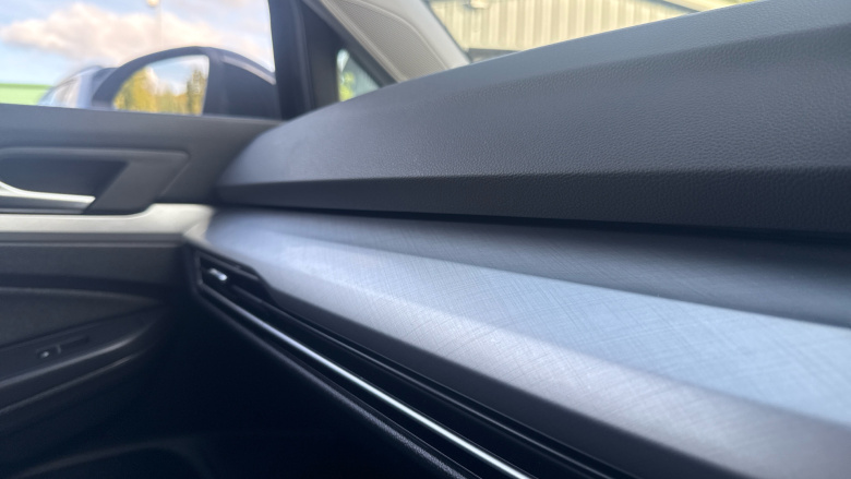 Volkswagen Golf 1.5 TSI Life 5dr Petrol Hatchback